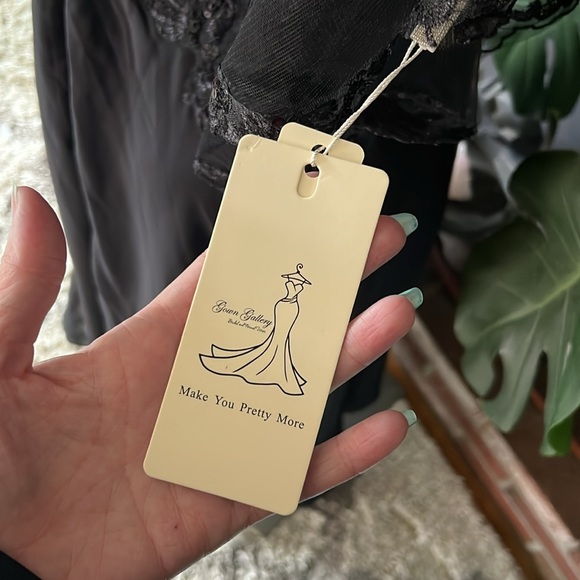 Custom made Black Formal Wedding Dress - Picture 8 of 11